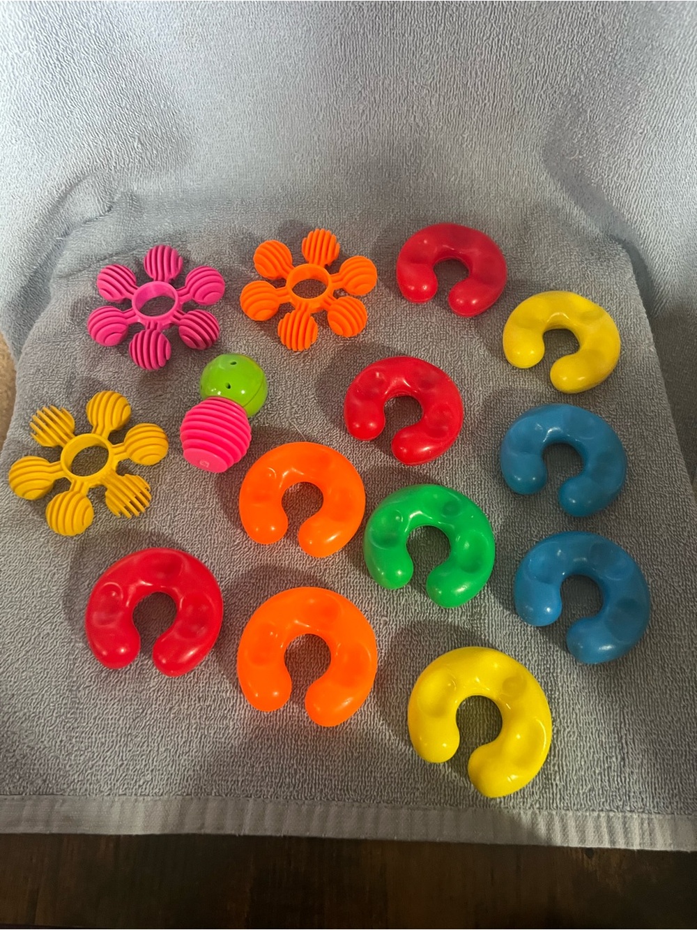 Multicolor Kids Building Links & Flower Connectors - Bright Assorted Colors